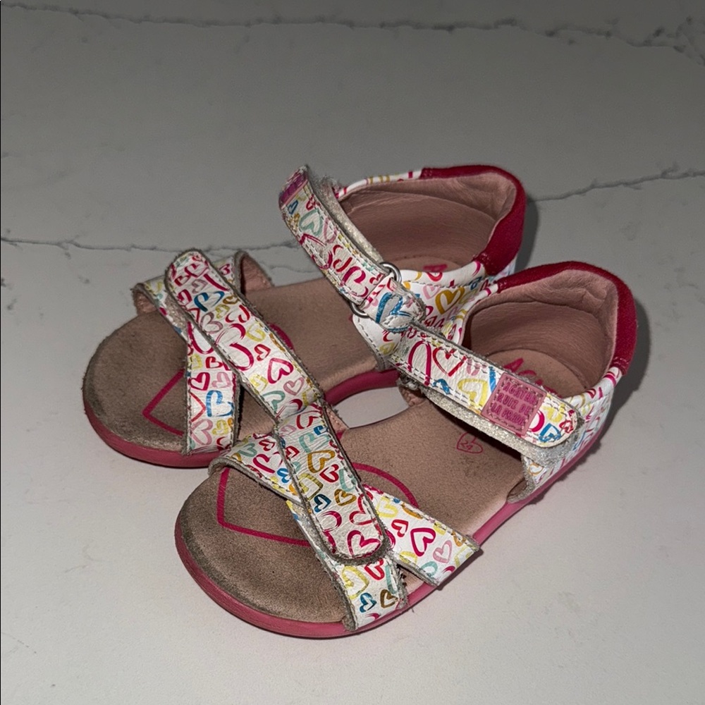 Colorful Heart Pattern Kids Sandals size 24/8
